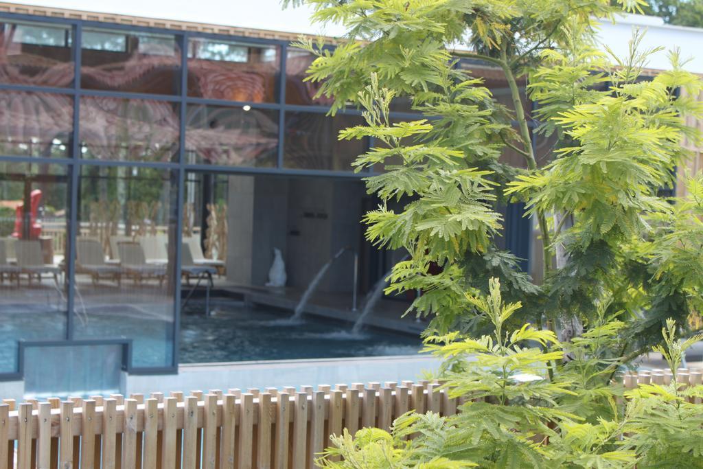Domaine Du Ferret Restaurant & Spa Lege-Cap-Ferret Exterior photo